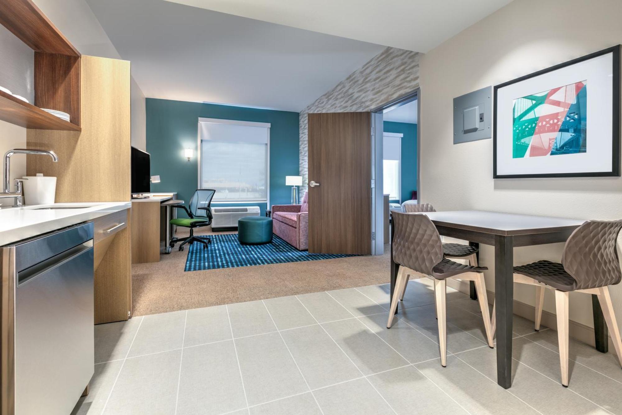 Home2 Suites By Hilton Tulsa Airport Экстерьер фото