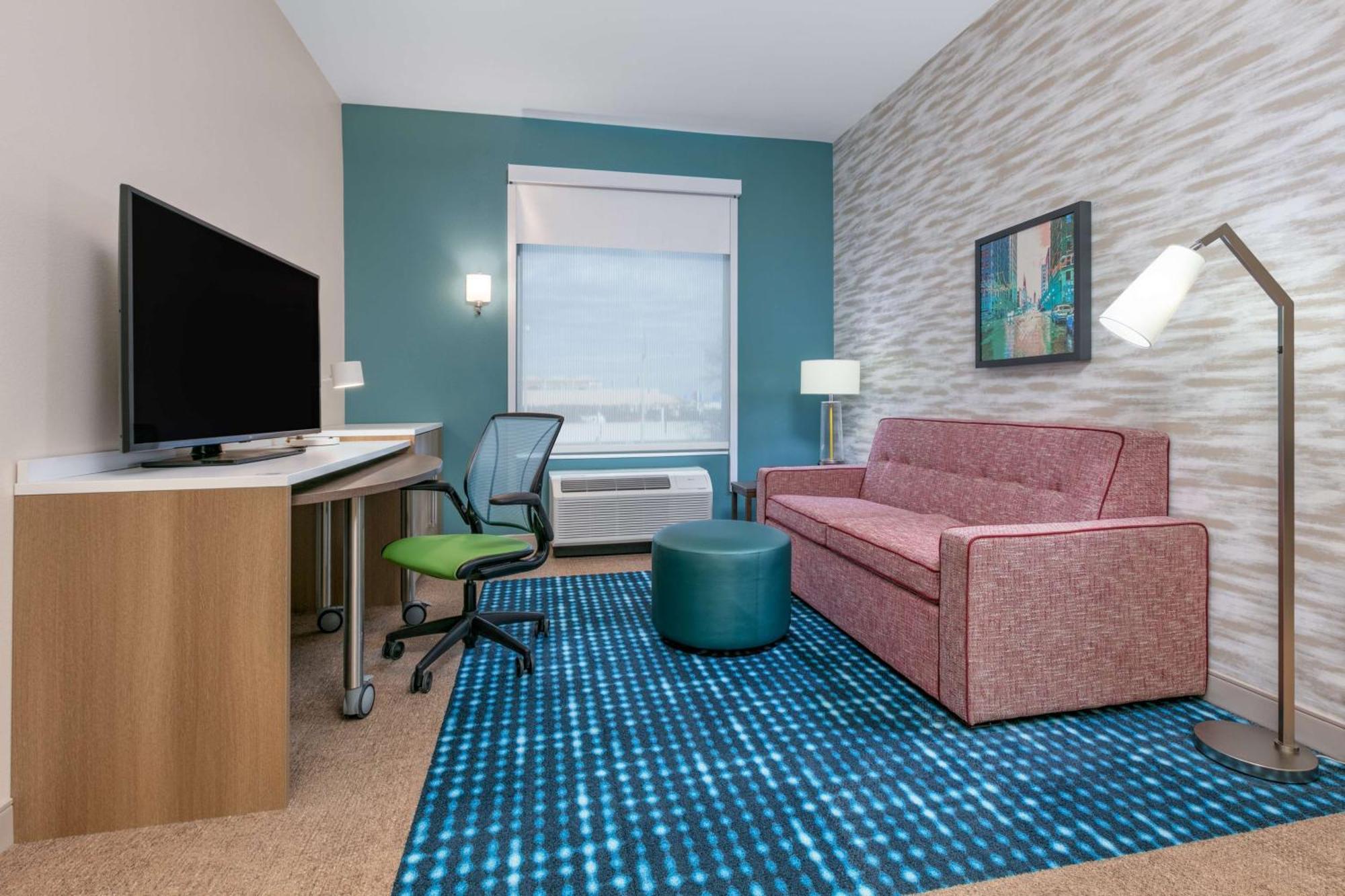 Home2 Suites By Hilton Tulsa Airport Экстерьер фото